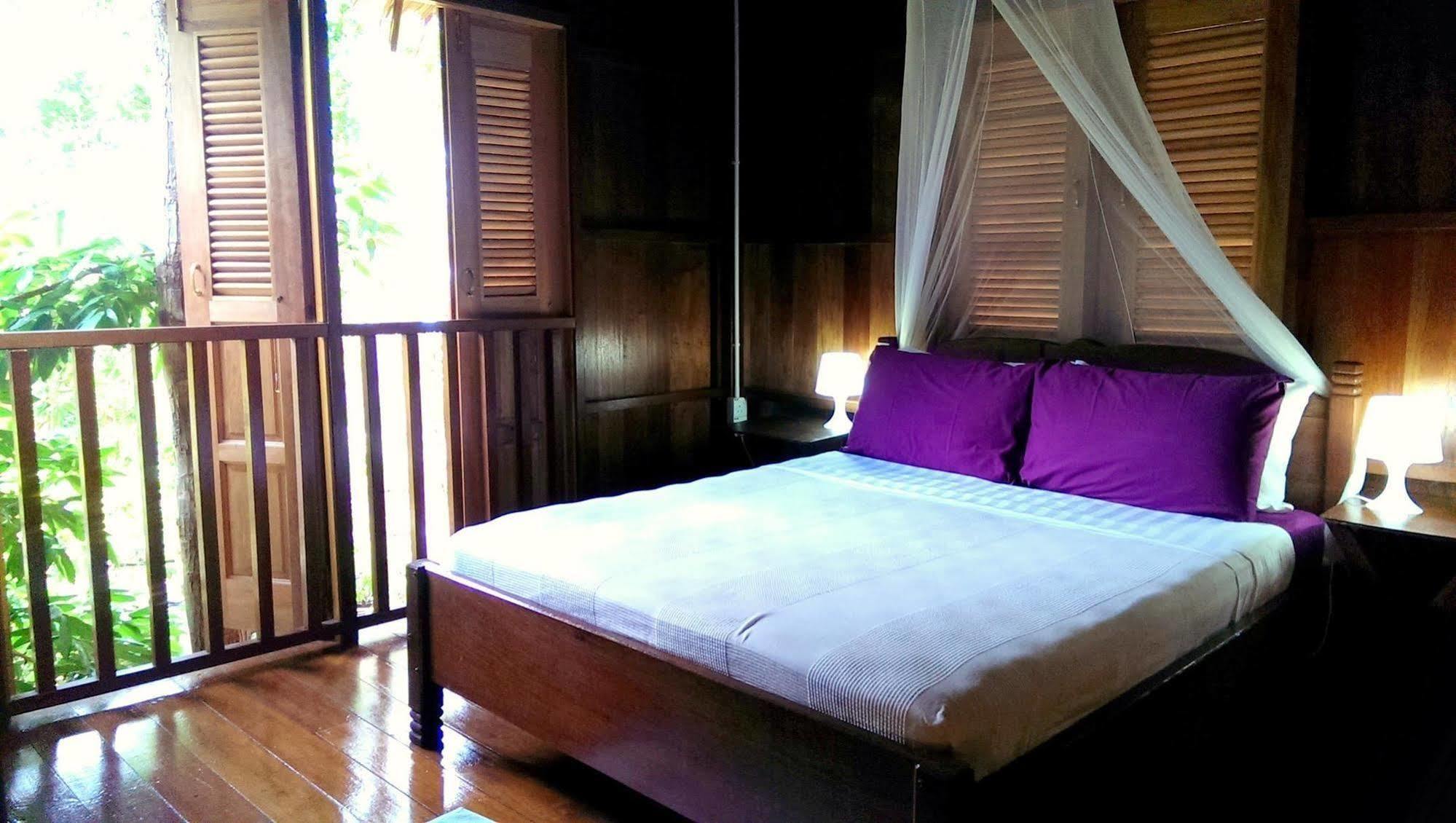 Bagus Place Retreat Kampong Mukut Exterior foto